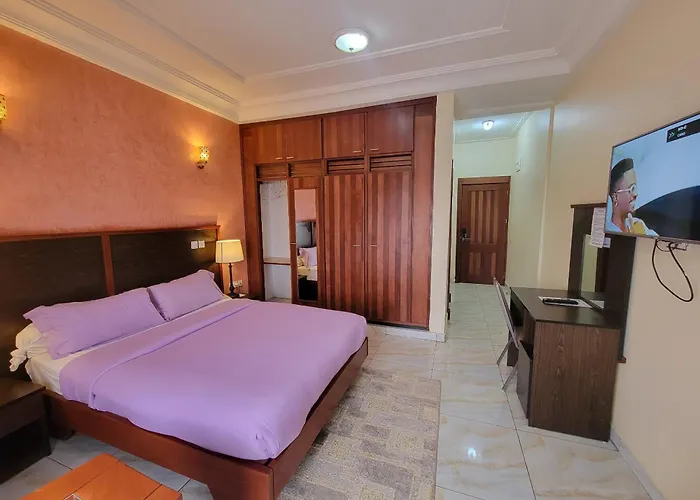 Safyad Hotel
